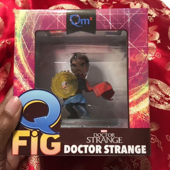 LOOT CRATE MAGICAL NOVEMBER 2016 - Picture 2 of 7